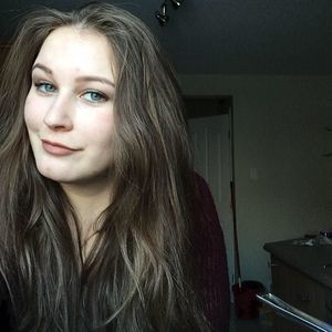 Meet your Posher, Angélie